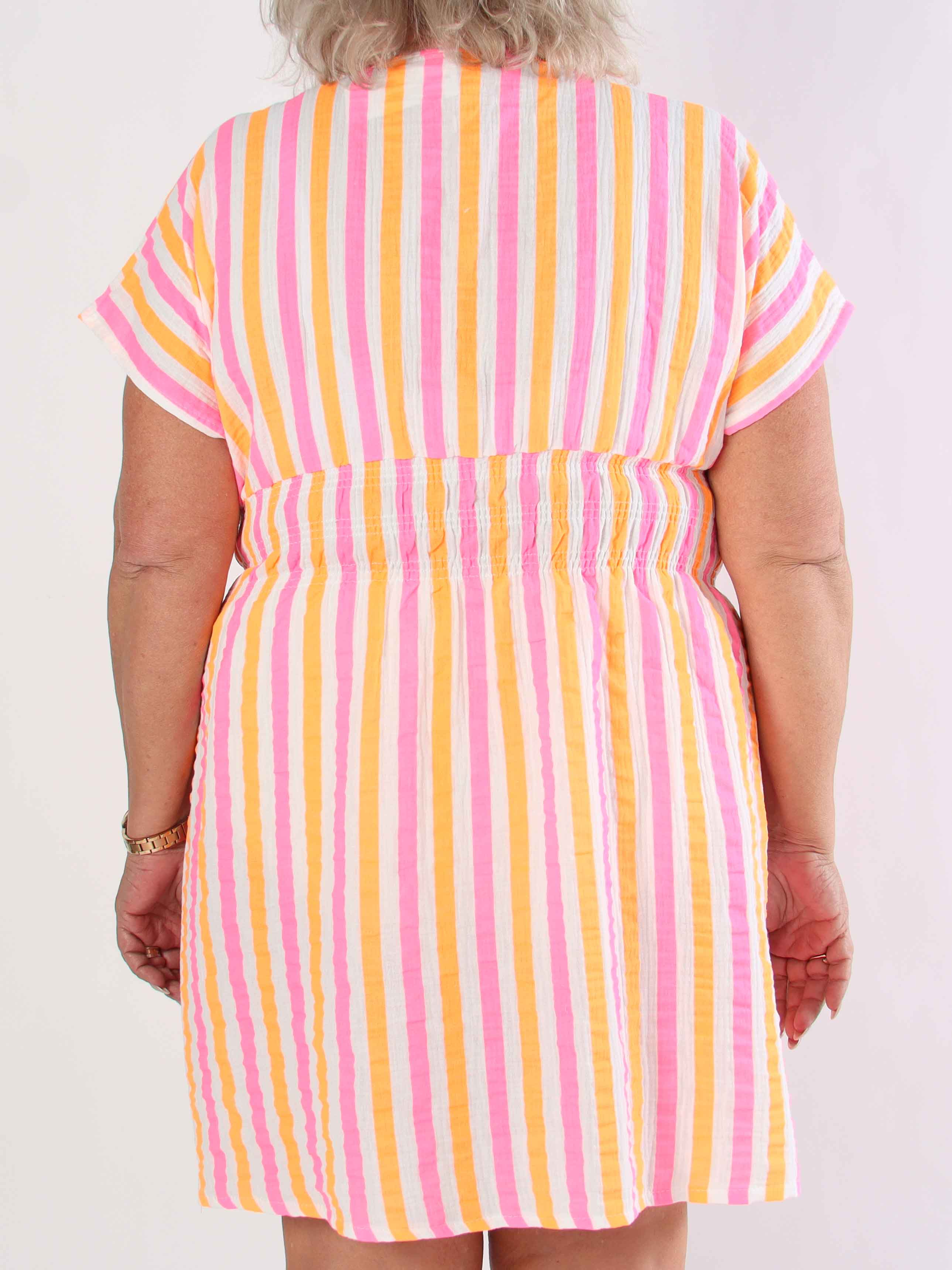 Eris - Sød stribet kjole i bomuld med smock